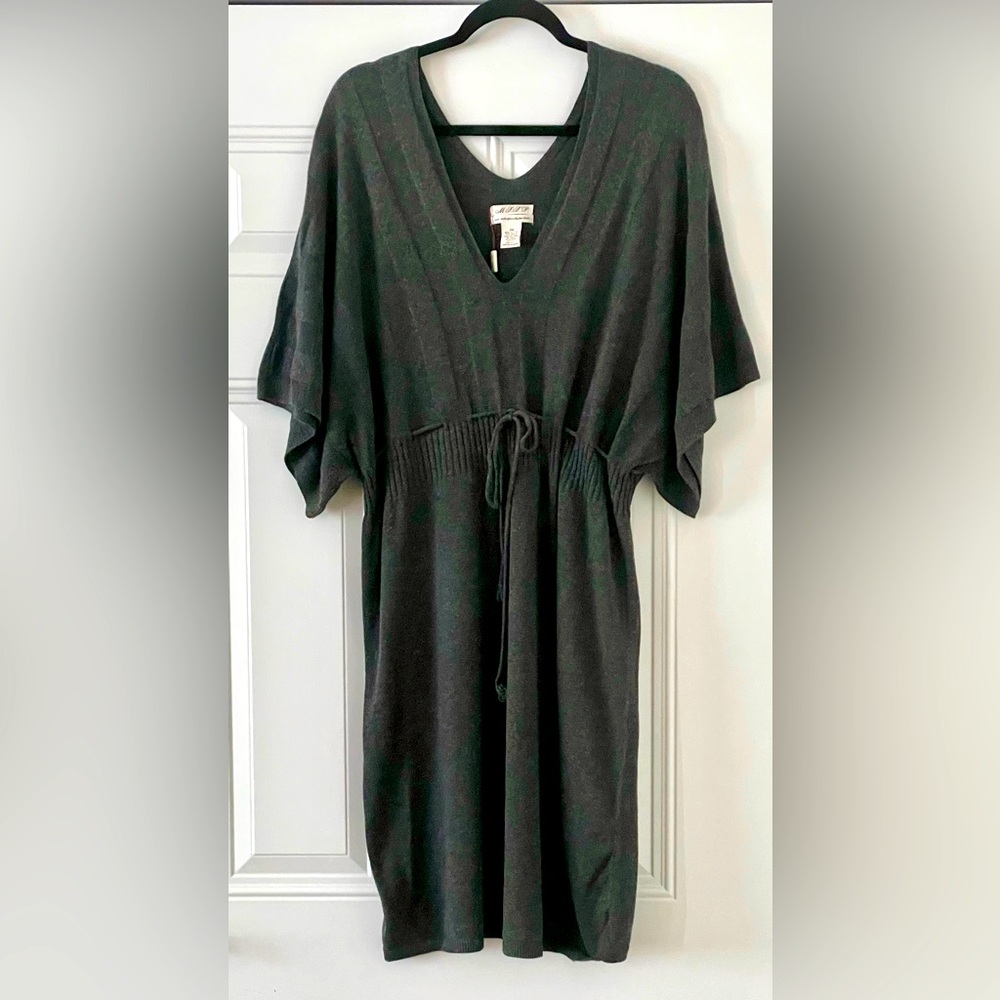 V-Neck sweater Dress with Waist Tie